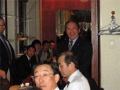 懇親会